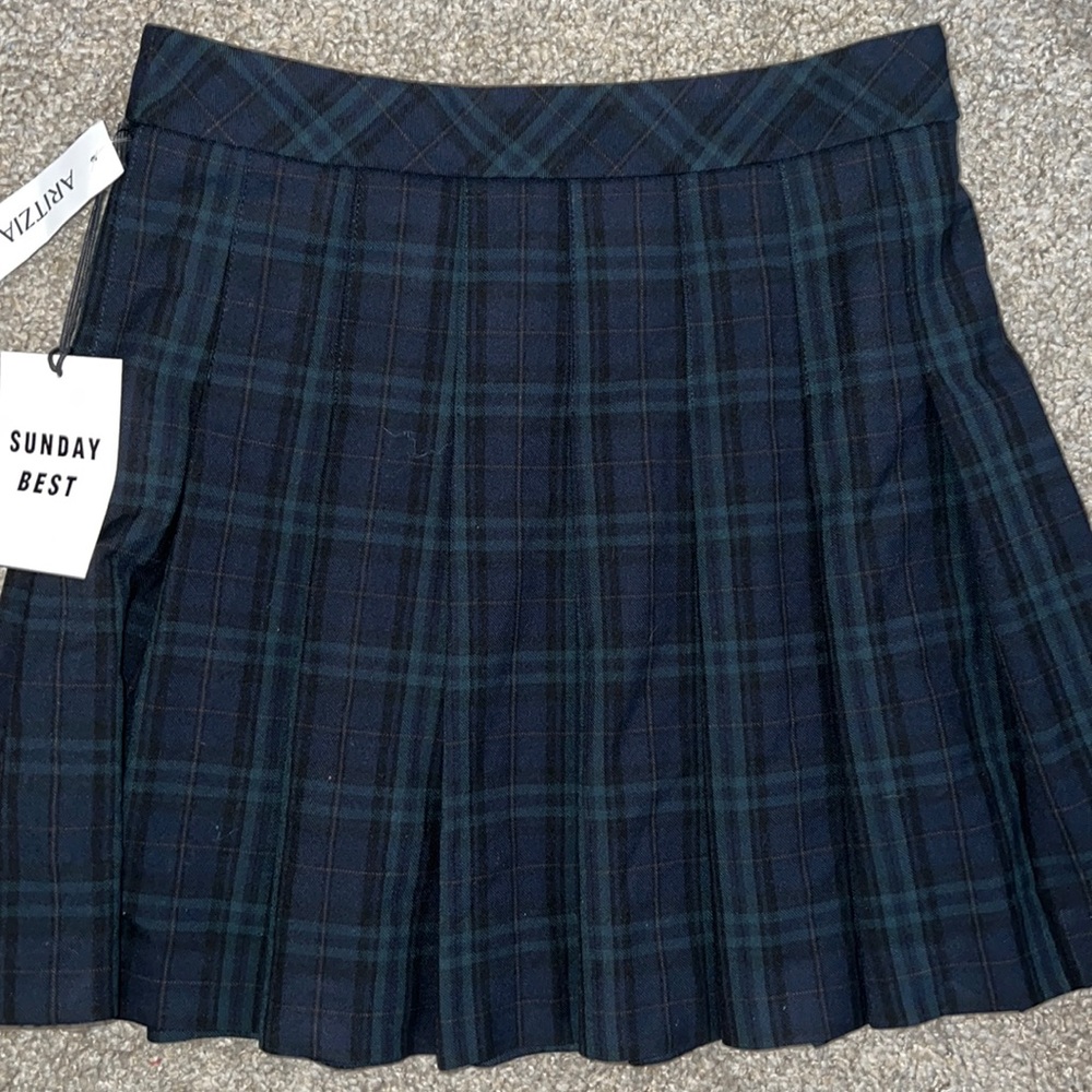 Aritzia Sunday Best tartan skirt in navy blue/everest